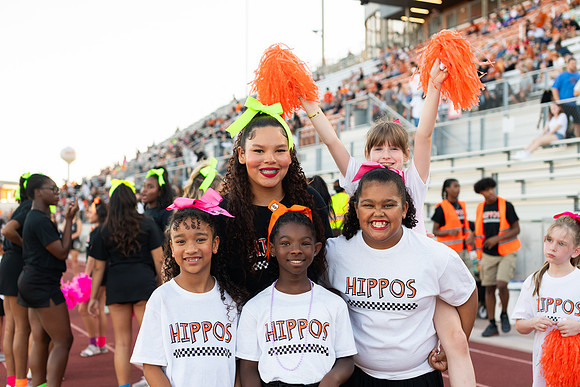 HHS Neon27