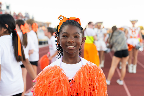 HHS Neon29