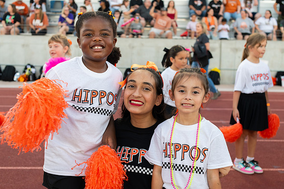 HHS Neon44