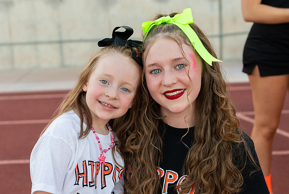 HHS Neon50