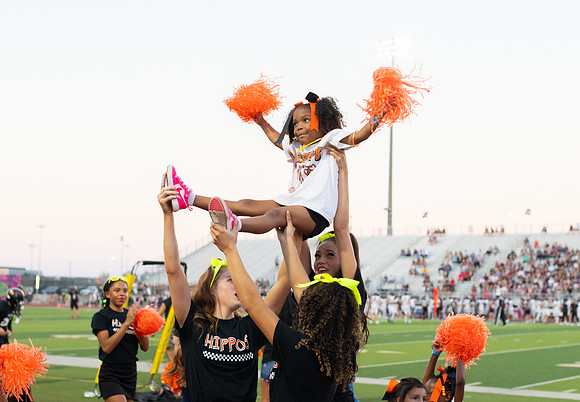 HHS Neon85