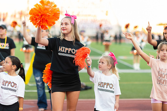 HHS Neon124