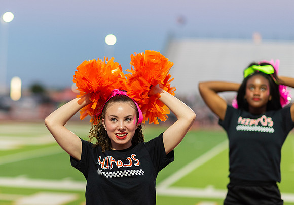 HHS Neon141
