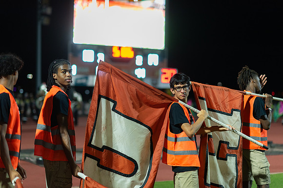 HHS Neon146