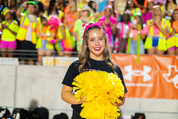 HHS Neon184