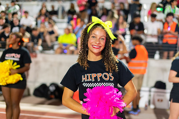 HHS Neon189