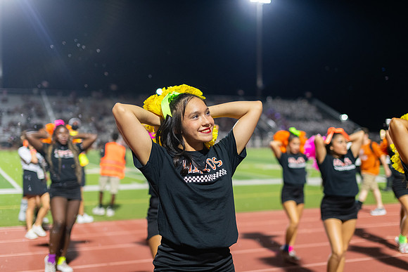 HHS Neon212