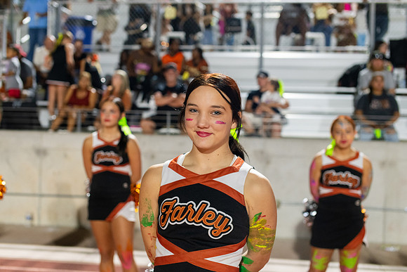 HHS Neon225