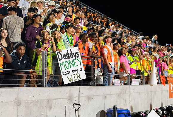 HHS Neon246