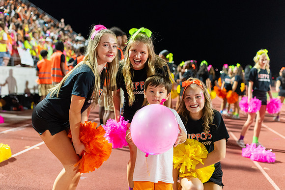 HHS Neon279
