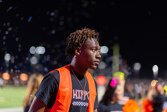 HHS Neon284