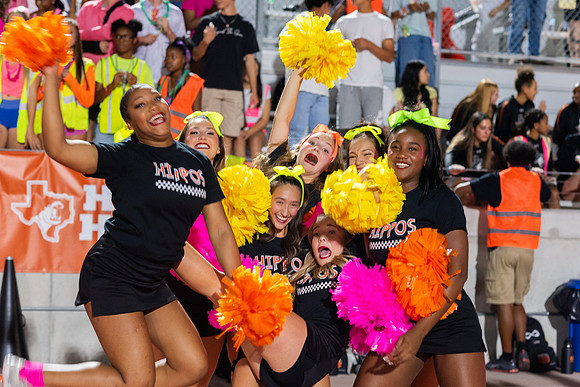 HHS Neon303
