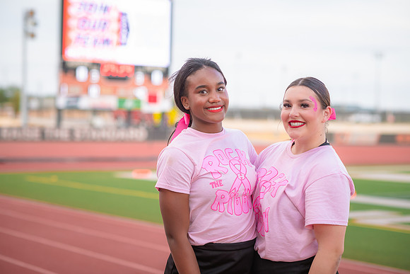 HHS Pink Out12