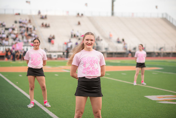 HHS Pink Out25
