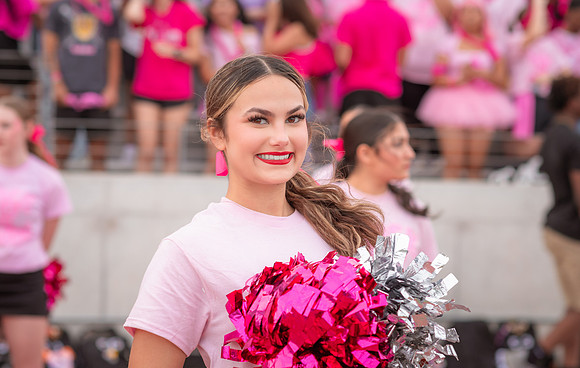 HHS Pink Out45