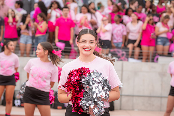 HHS Pink Out49