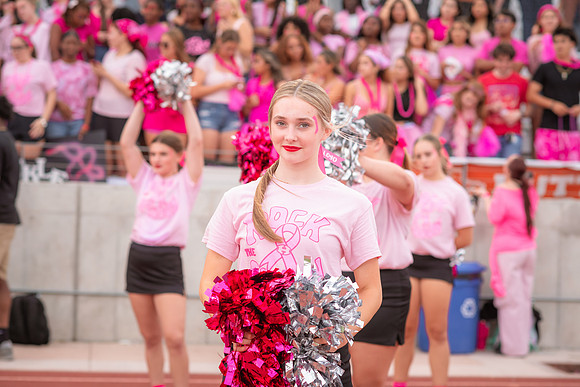 HHS Pink Out51