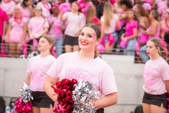 HHS Pink Out65