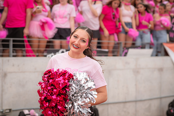 HHS Pink Out83