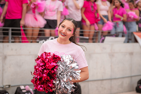 HHS Pink Out85