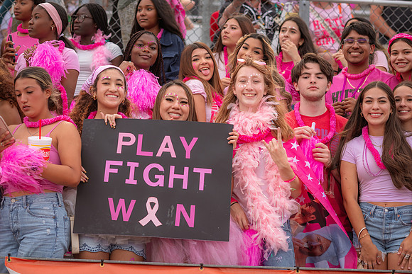 HHS Pink Out89