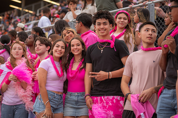 HHS Pink Out92