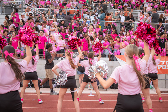 HHS Pink Out119