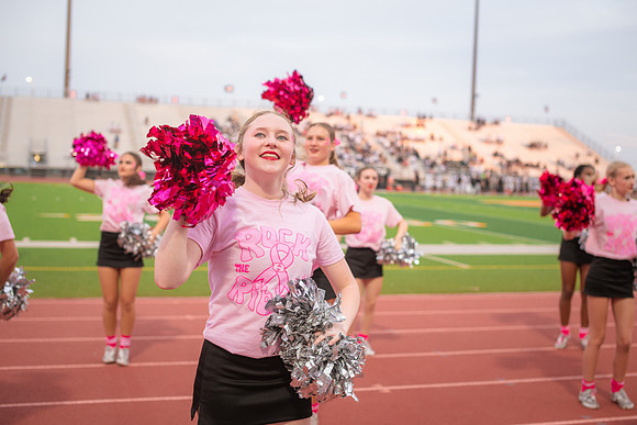 HHS Pink Out136