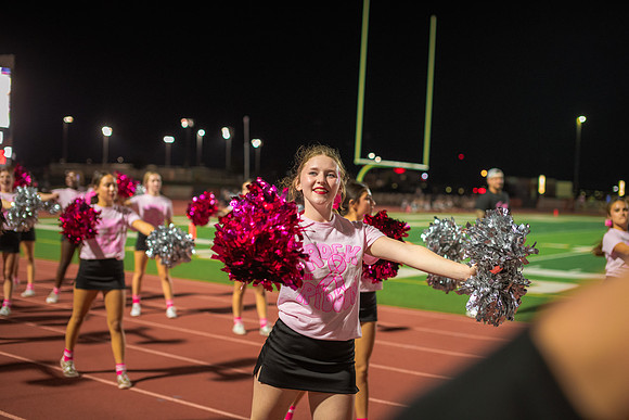 HHS Pink Out175