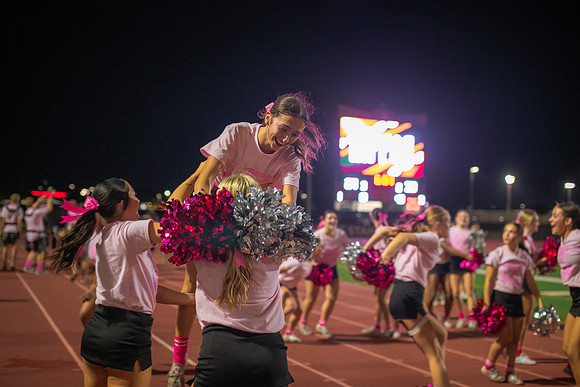 HHS Pink Out174