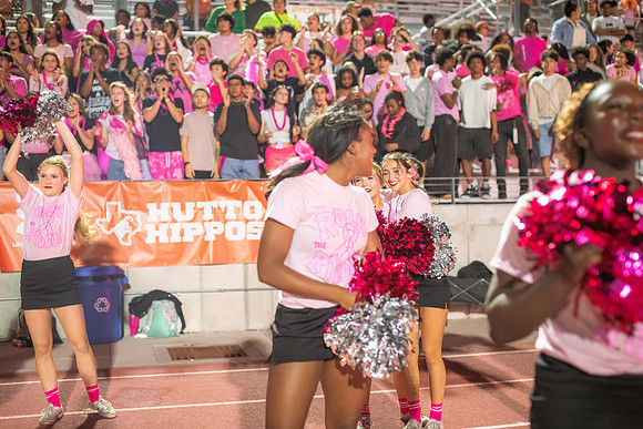 HHS Pink Out183