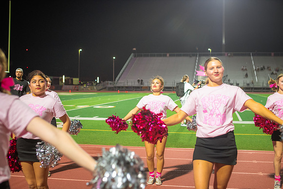 HHS Pink Out199