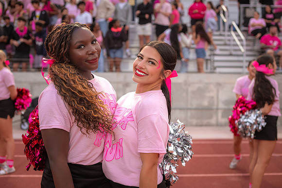 HHS Pink Out142