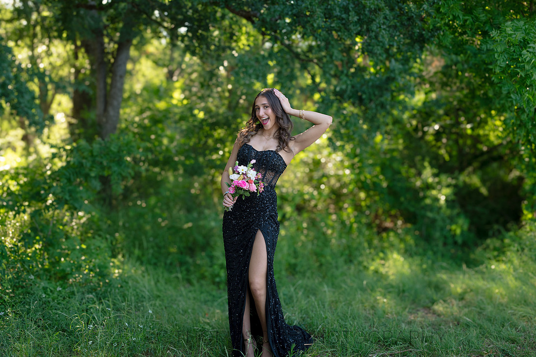 11Prom 25