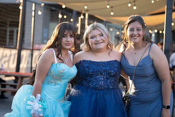 HHS Prom 26- 32