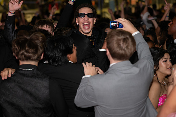 HHS Prom 26- 150